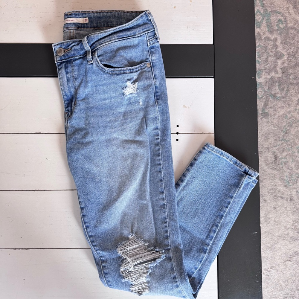 Levi's Light Blue Skinny Distressed Jeans
